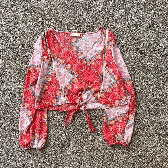 Altar’d state blouse - Picture 2 of 6